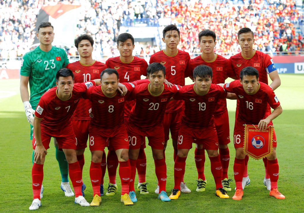 Đội tuyển Việt Nam có hai tiền vệ sinh